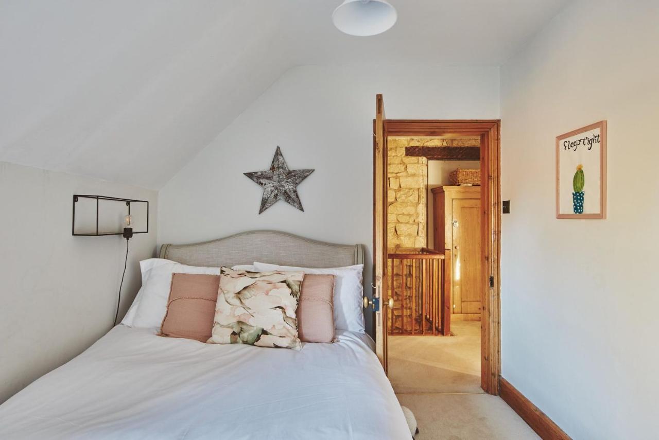 Large Stylish Luxury Cotswold Cottage - Ideal For Families, W/ Ev Charging Andoversford Екстер'єр фото
