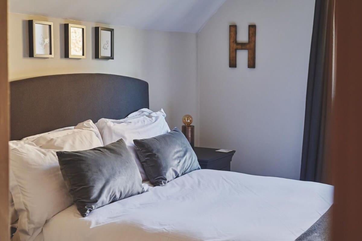 Large Stylish Luxury Cotswold Cottage - Ideal For Families, W/ Ev Charging Andoversford Екстер'єр фото