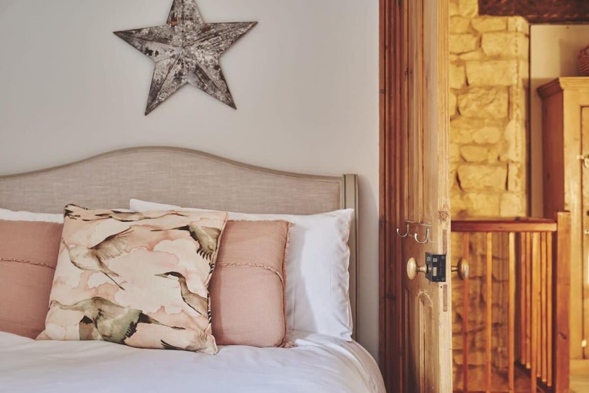 Large Stylish Luxury Cotswold Cottage - Ideal For Families, W/ Ev Charging Andoversford Екстер'єр фото