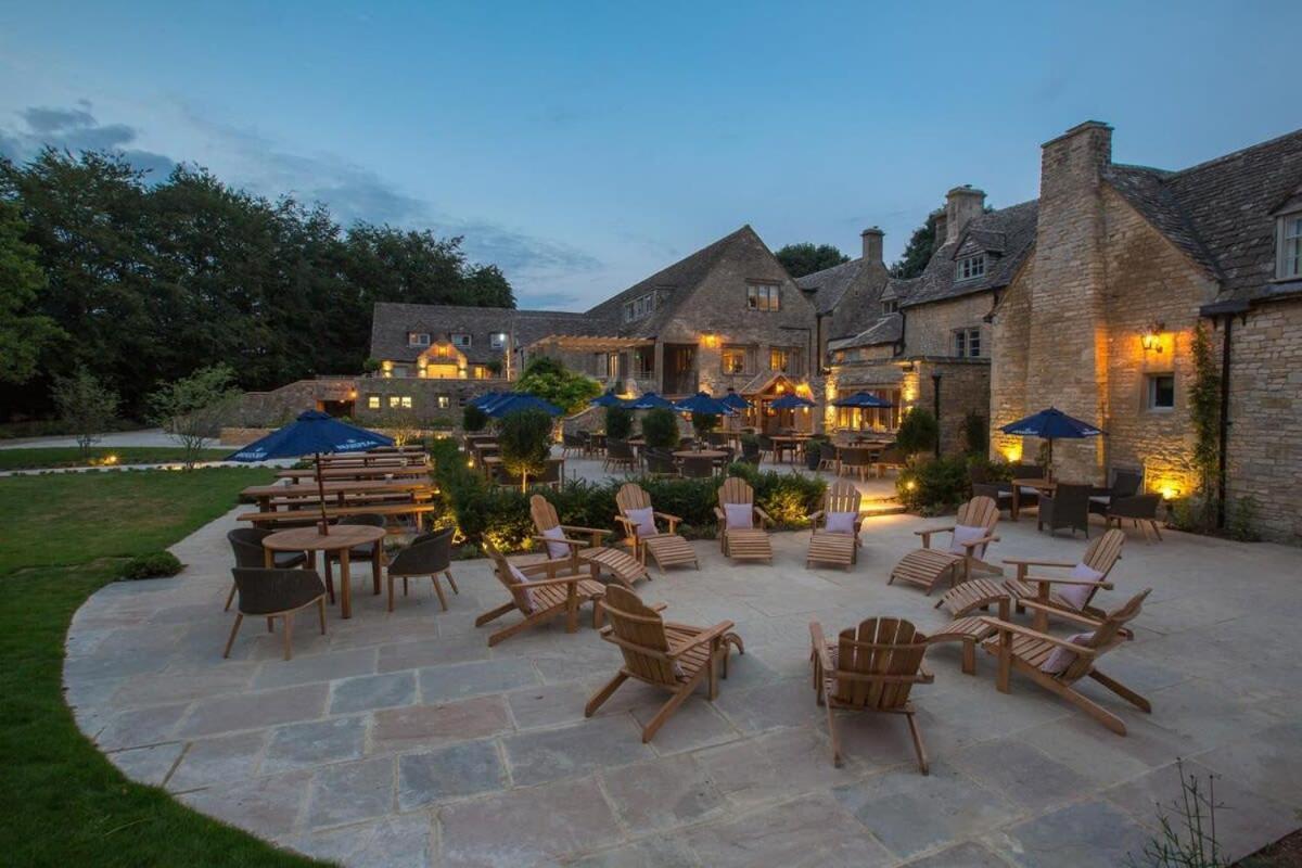 Large Stylish Luxury Cotswold Cottage - Ideal For Families, W/ Ev Charging Andoversford Екстер'єр фото