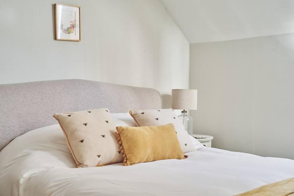 Large Stylish Luxury Cotswold Cottage - Ideal For Families, W/ Ev Charging Andoversford Екстер'єр фото