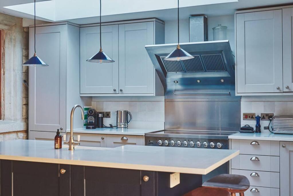 Large Stylish Luxury Cotswold Cottage - Ideal For Families, W/ Ev Charging Andoversford Екстер'єр фото